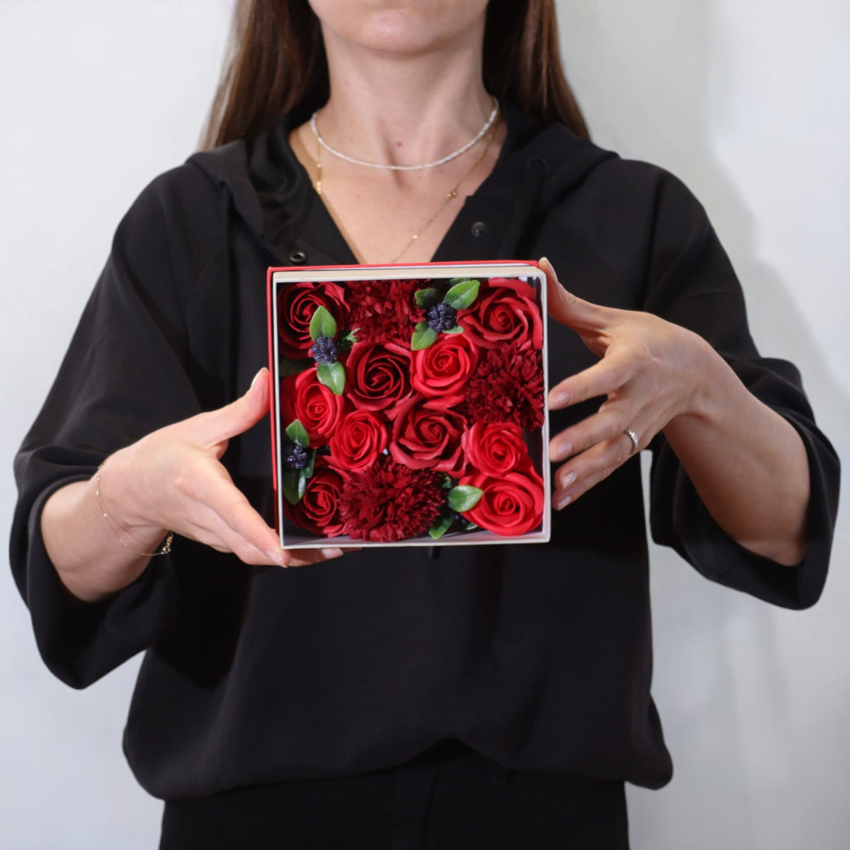 Square Classic Red Roses soap flower gift box