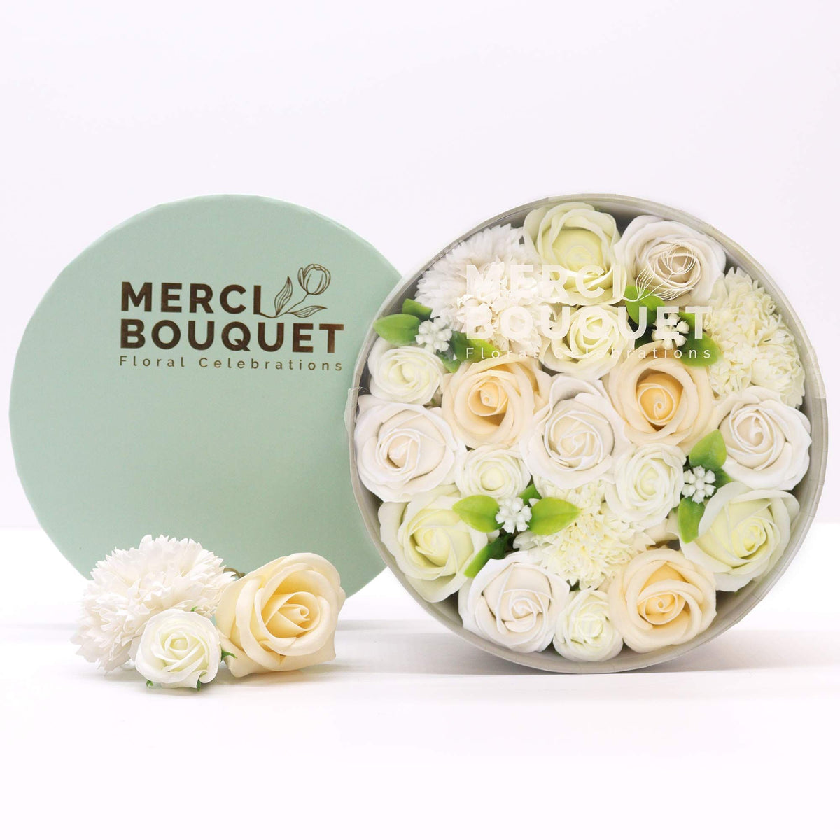 Round Wedding Blessings white and ivory soap flower gift box