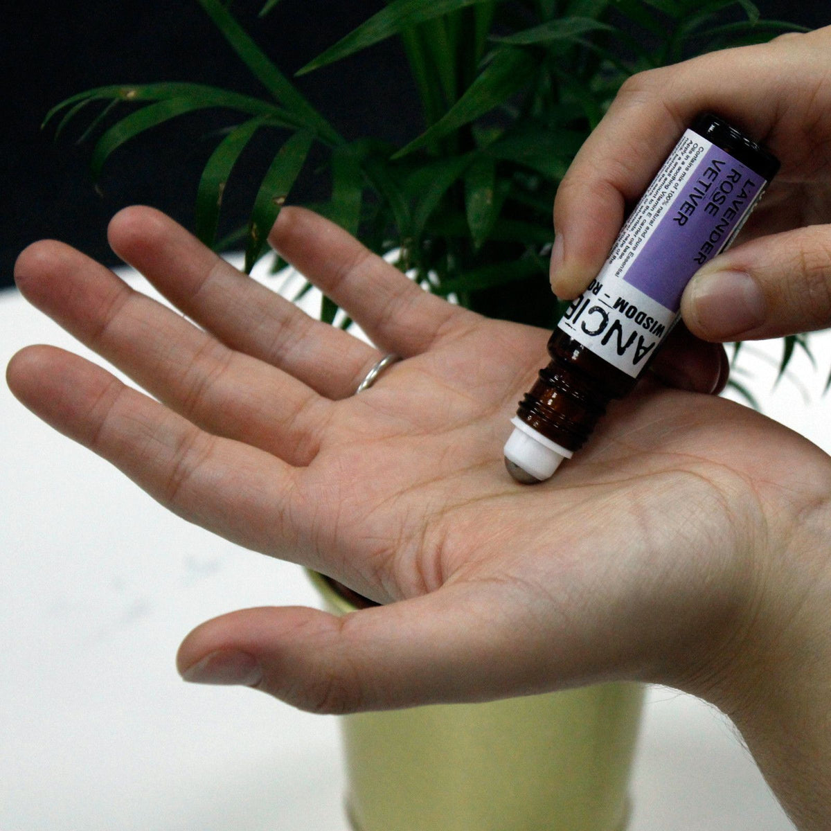 10ml Aromatherapy Roll-On – Don't Worry!